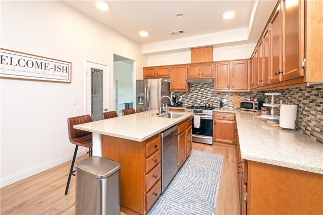 1586 W Mcwethy Street, Rialto CA: https://media.crmls.org/medias/c1603e7a-d4a0-445f-875b-b7124c7e896b.jpg