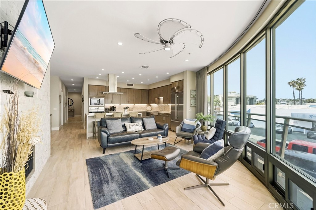 3025 Byron Street - photo 11
