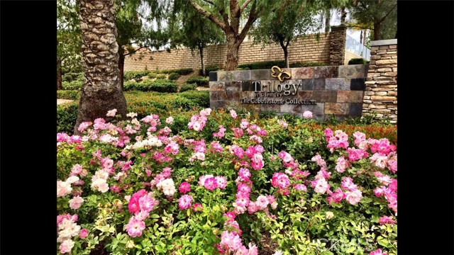 Detail Gallery Image 2 of 50 For 23799 Cahuilla Ct, Corona,  CA 92883 - 2 Beds | 2 Baths