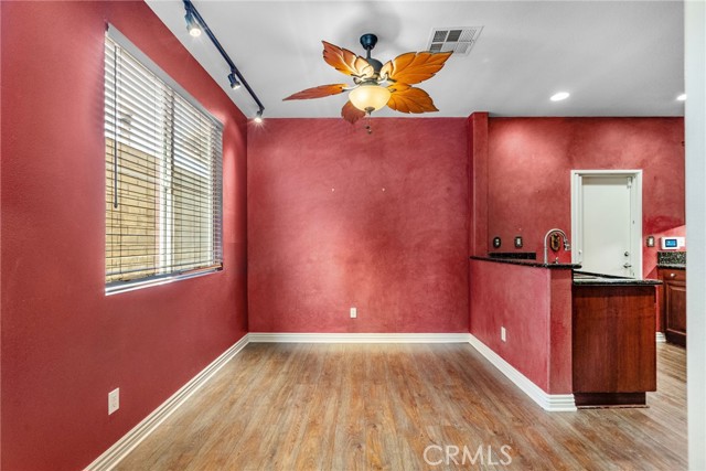 19539 Laroda, Saugus CA: https://media.crmls.org/medias/c161cebd-8fbb-4478-bc02-3c2e38c8551f.jpg
