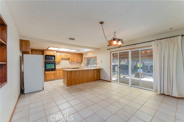 Image 8 of 35 For 641 Blue Oak Drive
