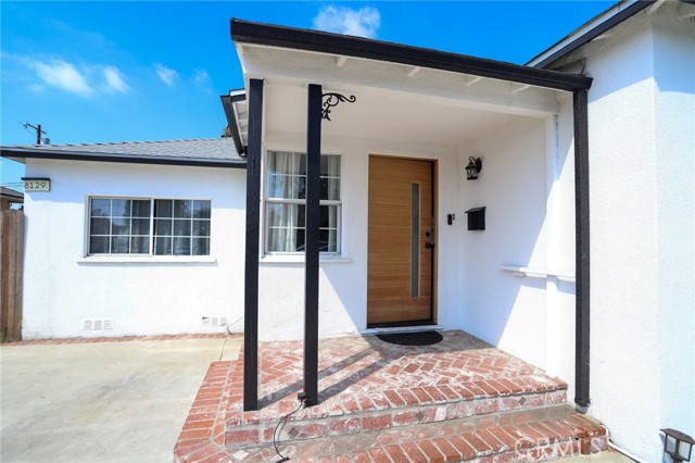 Detail Gallery Image 10 of 35 For 8129 Radford Ave, North Hollywood,  CA 91605 - 6 Beds | 4 Baths