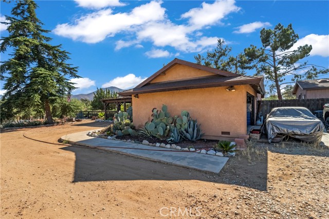 32809 Crown Valley Road, Acton CA: https://media.crmls.org/medias/c1624f40-6496-4d7e-9c3b-cc5cbe950aef.jpg