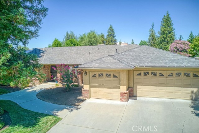6442 N Gentry Avenue, Fresno CA: https://media.crmls.org/medias/c162578e-db5a-484b-b3b2-72dcb4e3c115.jpg