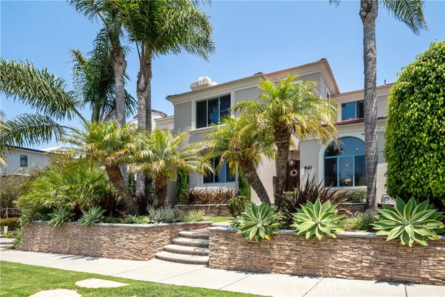 Sophisticated street presence