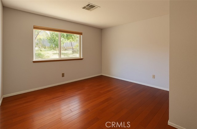 Detail Gallery Image 8 of 17 For 3279 Firtree Way, Paso Robles,  CA 93446 - 3 Beds | 2 Baths