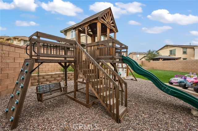 Detail Gallery Image 53 of 58 For 4975 Oak Moss, Fontana,  CA 92336 - 4 Beds | 3 Baths