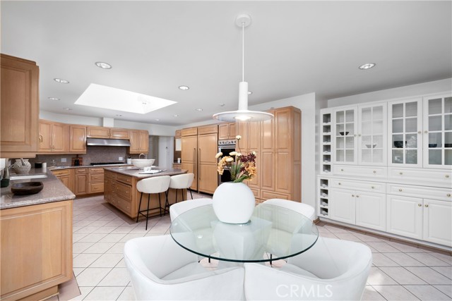 840 W Orange Grove Avenue, Arcadia CA: https://media.crmls.org/medias/c1639928-f534-4ddb-9525-f01f75def37e.jpg