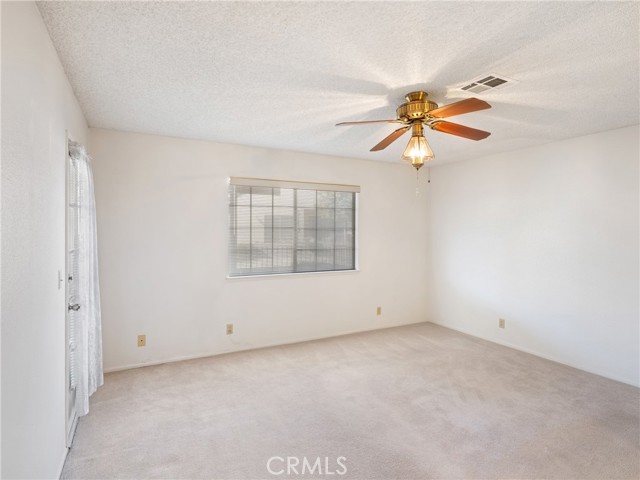 Detail Gallery Image 17 of 35 For 11632 Pepper Ln, Apple Valley,  CA 92308 - 2 Beds | 2 Baths