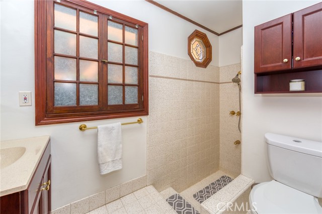 Detail Gallery Image 15 of 30 For 1426 Thompson Ave, Glendale,  CA 91201 - 2 Beds | 2/1 Baths