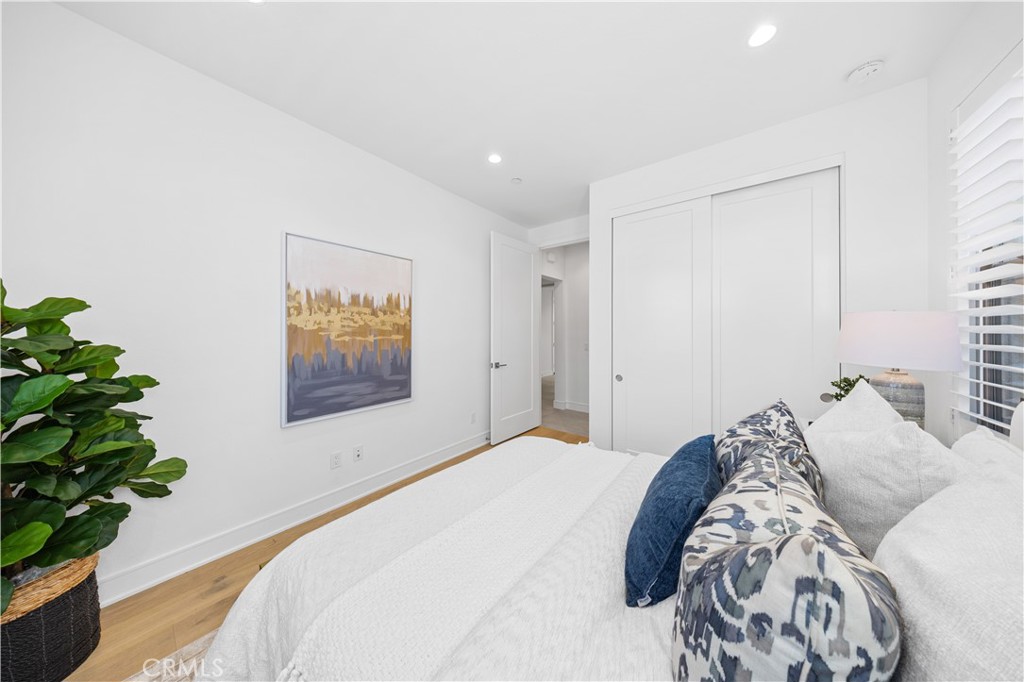 MLS #OC25246259 image #20