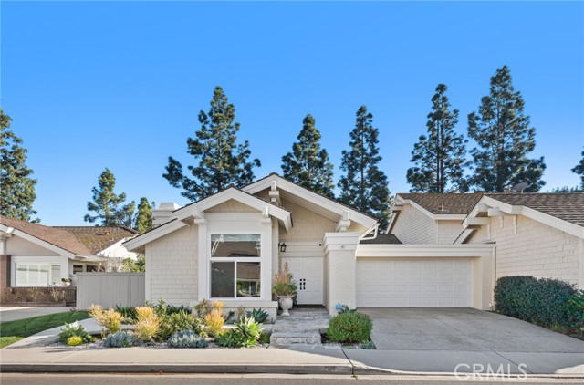 Detail Gallery Image 1 of 21 For 41 Hillgrass, Irvine,  CA 92603 - 3 Beds | 2 Baths