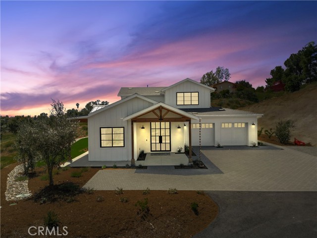 Detail Gallery Image 4 of 63 For 38721 Calle De Toros, Temecula,  CA 92592 - 5 Beds | 4 Baths