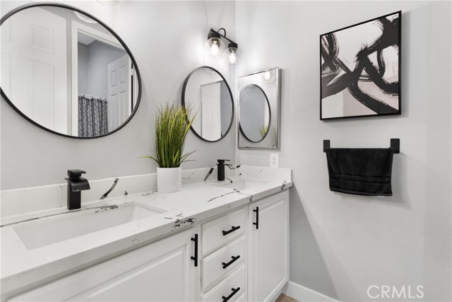 Detail Gallery Image 23 of 33 For 10324 Silverberry St, Apple Valley,  CA 92308 - 4 Beds | 2 Baths