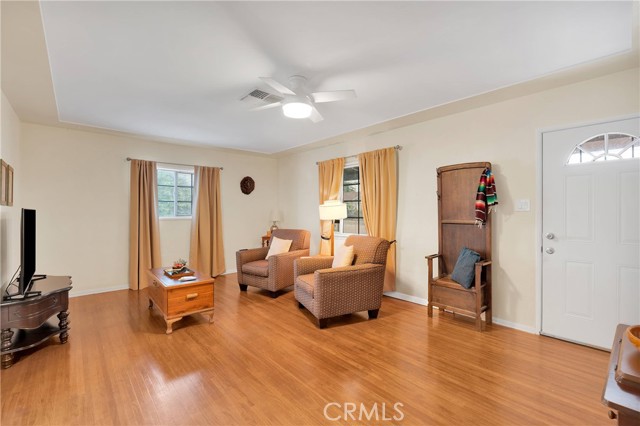 Detail Gallery Image 6 of 34 For 312 W Lugonia Ave, Redlands,  CA 92374 - 2 Beds | 1 Baths