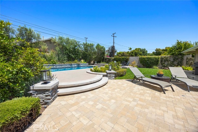 1831 Cockscrow Lane, North Tustin CA: https://media.crmls.org/medias/c168edc1-af1c-4801-b88f-0035dca4f624.jpg