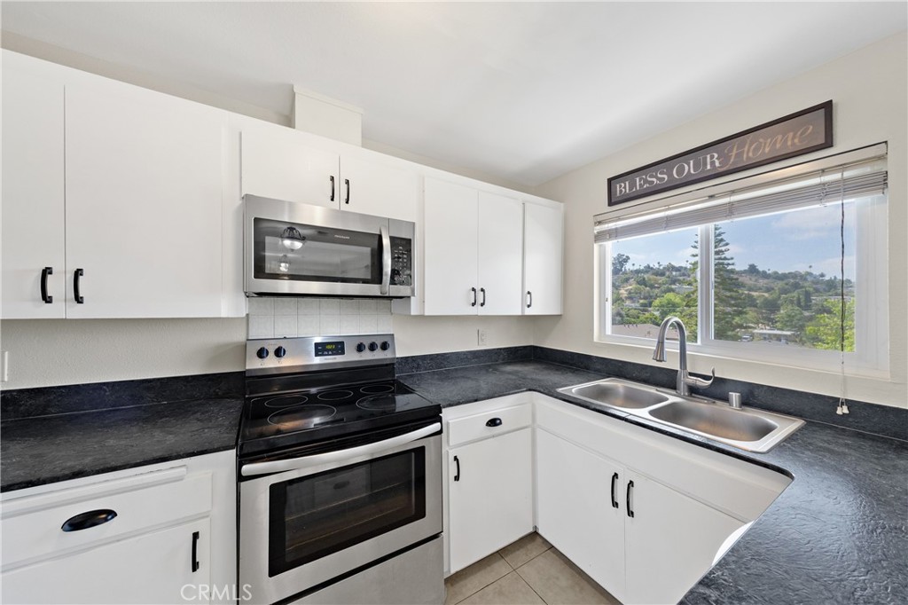806 4th - photo 10