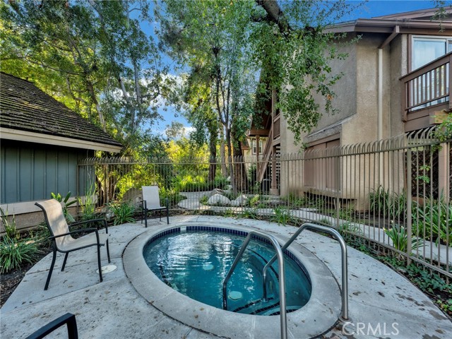 Detail Gallery Image 32 of 45 For 7050 Shoup Ave #225 #225,  Canoga Park,  CA 91303 - 1 Beds | 1 Baths