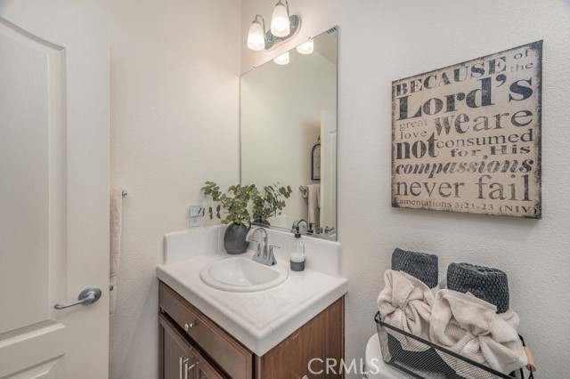 Detail Gallery Image 10 of 38 For 869 Grace Dr, Los Banos,  CA 93635 - 2 Beds | 2 Baths