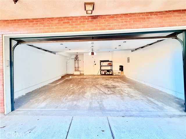 Detail Gallery Image 14 of 15 For 319 W Duarte a,  Monrovia,  CA 91016 - 2 Beds | 2/1 Baths