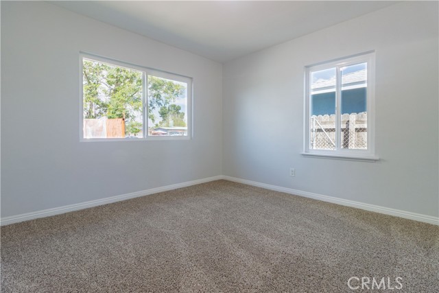 Detail Gallery Image 17 of 42 For 9375 Grace Ave, Fontana,  CA 92335 - 5 Beds | 2 Baths