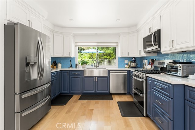 8009 E Eucalyptus Trail, Orange CA: https://media.crmls.org/medias/c16c7b48-e9b7-43d0-82af-6781570810ee.jpg