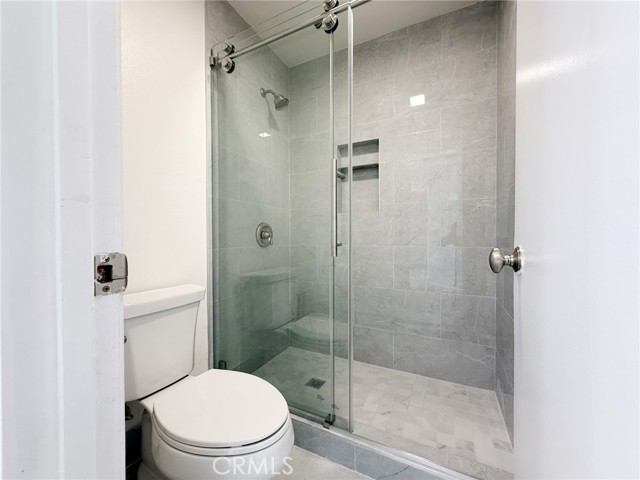 Detail Gallery Image 11 of 23 For 231 Springview, Irvine,  CA 92620 - 2 Beds | 1 Baths