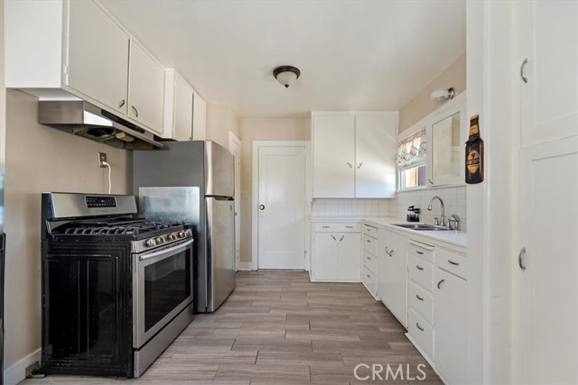 2719 Hill Street, Huntington Park CA: https://media.crmls.org/medias/c16d8aa3-d55b-48c3-a884-f998ebf864ae.jpg