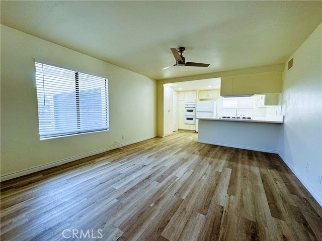 Detail Gallery Image 3 of 27 For 2105 E Petunia, Glendora,  CA 91740 - 3 Beds | 2 Baths