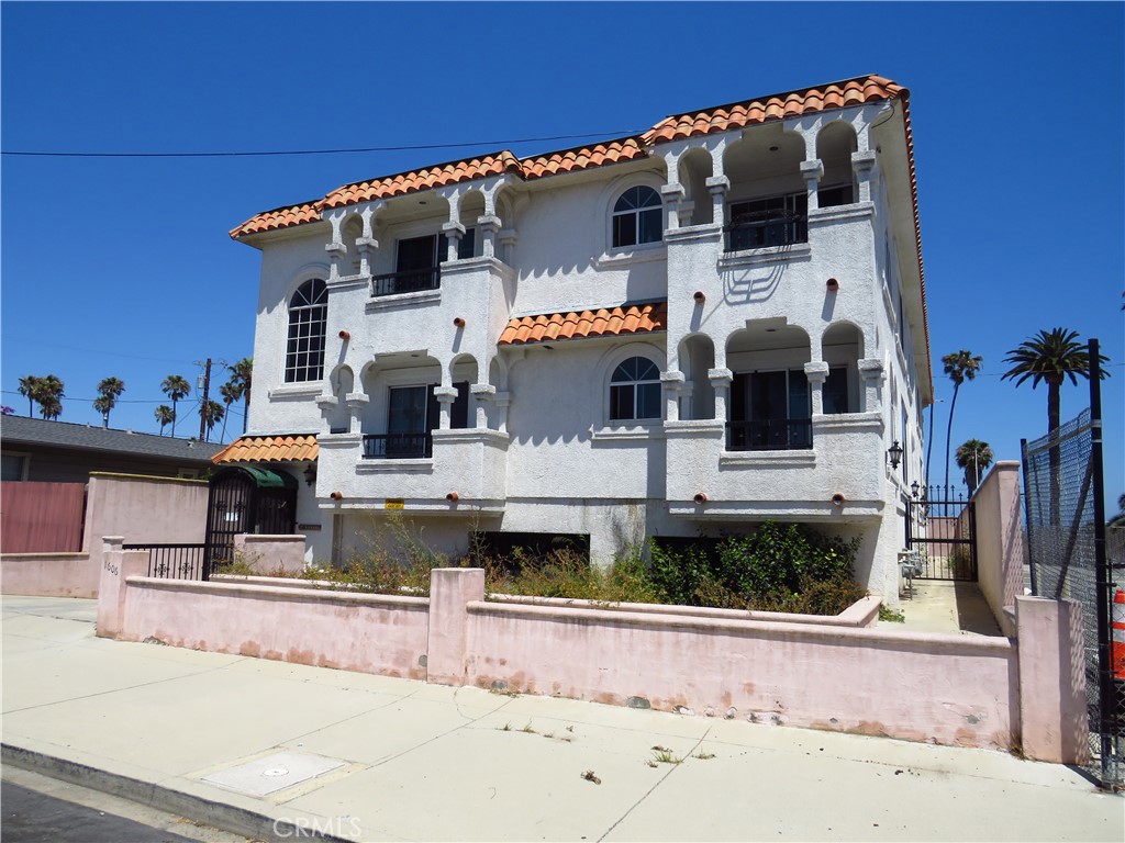 Apartment at 1606 S Palos Verdes