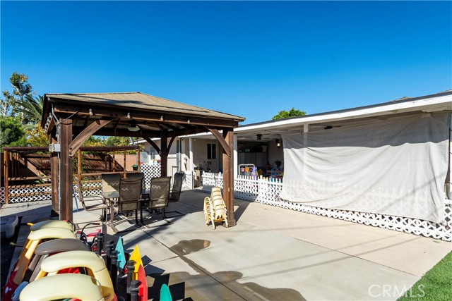 Detail Gallery Image 38 of 62 For 16040 Parthenia, North Hills,  CA 91343 - 2 Beds | 1/1 Baths