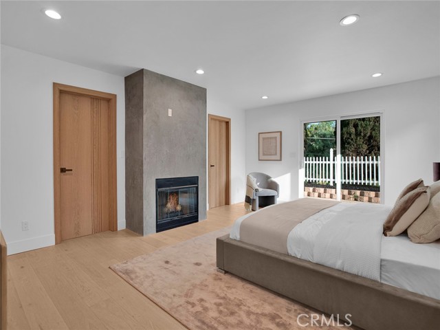 Image 24 of 51 For 24100 Philiprimm Street