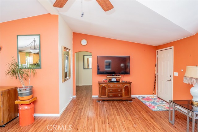 Detail Gallery Image 11 of 56 For 22241 Nisqually #74,  Apple Valley,  CA 92308 - 4 Beds | 2 Baths