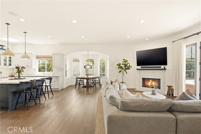 1756 10th, Manhattan Beach, California 90266, 5 Bedrooms Bedrooms, ,5 BathroomsBathrooms,Residential,For Sale,10th,SB26083535