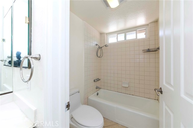 3025 E Hillside Drive, West Covina CA: https://media.crmls.org/medias/c16fec88-77f8-4387-adad-3ba7aef03fe0.jpg