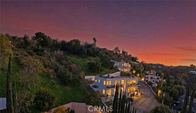 Detail Gallery Image 44 of 44 For 3952 Oakfield Dr, Sherman Oaks,  CA 91423 - 5 Beds | 4/1 Baths