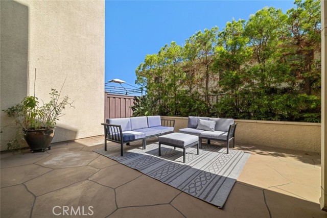484 S Euclid Avenue, Pasadena CA: https://media.crmls.org/medias/c1702a90-6e3d-4f18-9a68-bd963178b2dd.jpg