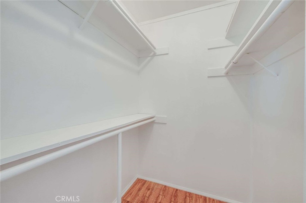 https://media.crmls.org/medias/c170bd0d-a7a9-43a6-8ecb-6a718e3fbe22.jpg?preset=X-Large