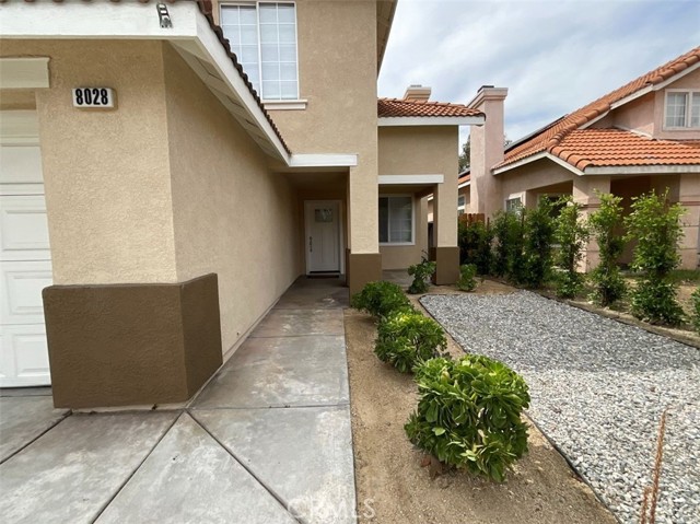 Detail Gallery Image 3 of 40 For 8028 Sorrento St, Fontana,  CA 92336 - 4 Beds | 2/1 Baths