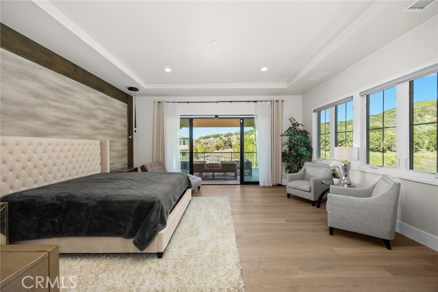 Detail Gallery Image 26 of 62 For 107 Clear Falls, Irvine,  CA 92602 - 5 Beds | 5/1 Baths