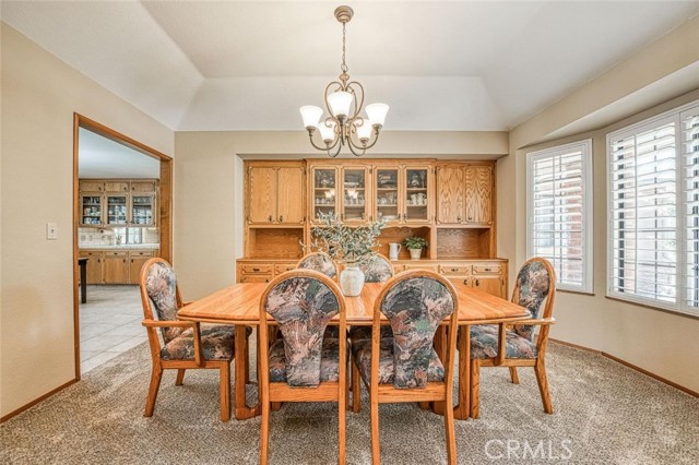 6442 N Gentry Avenue, Fresno CA: https://media.crmls.org/medias/c172f80b-6271-4838-b561-4ef768e000aa.jpg