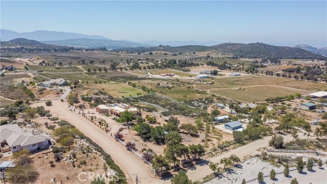 35155 Sawh Court, Sage CA: https://media.crmls.org/medias/c17393a0-3eb5-4350-b47c-5b931d623b72.jpg