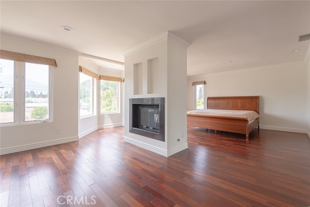 Detail Gallery Image 9 of 21 For 49 W La Sierra Dr, Arcadia,  CA 91007 - 4 Beds | 4/1 Baths