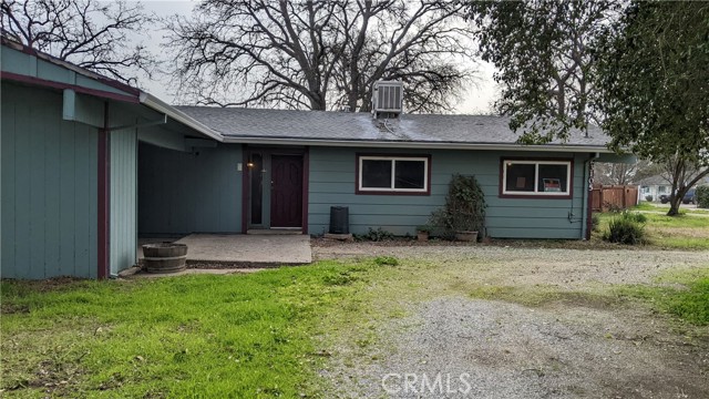 Detail Gallery Image 1 of 14 For 23105 Greene St, Red Bluff,  CA 96080 - 3 Beds | 1 Baths
