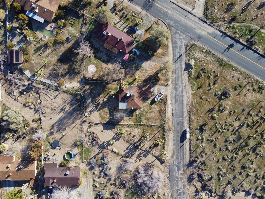 https://media.crmls.org/medias/c1770ac7-2d10-482b-9ffa-eadd01b43cb4.jpg?preset=X-Large