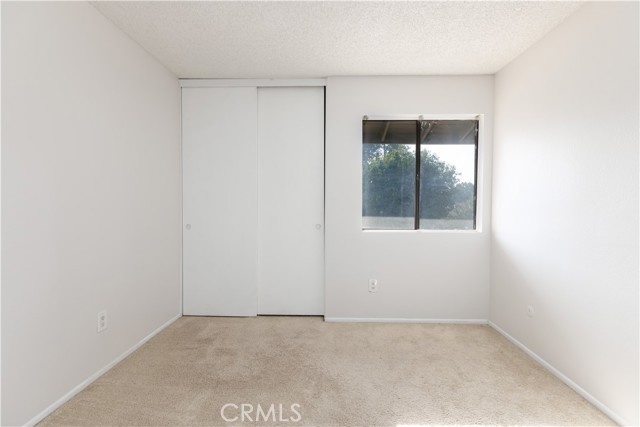 Detail Gallery Image 14 of 16 For 2512 N Tustin #D,  Santa Ana,  CA 92705 - 4 Beds | 2/1 Baths