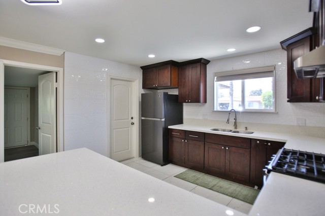 Detail Gallery Image 11 of 15 For 9142 Sabre Ln, Westminster,  CA 92683 - 4 Beds | 2 Baths