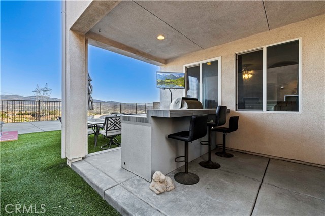 20556 Suzie Lane, Saugus CA: https://media.crmls.org/medias/c1778dc4-b724-4de6-9716-e2a8cbe3ec79.jpg