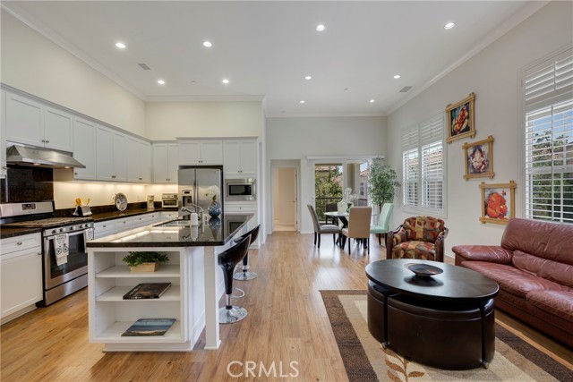 Detail Gallery Image 17 of 45 For 130 Overbrook, Irvine,  CA 92620 - 2 Beds | 2 Baths
