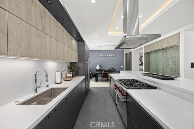 Detail Gallery Image 15 of 53 For 7139 Macapa, Los Angeles,  CA 90068 - 4 Beds | 5 Baths